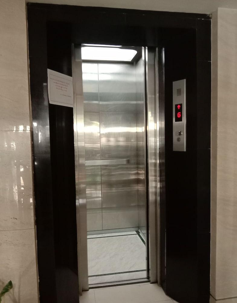 יאנגון Shwe Pyi San Yar Hotel מראה חיצוני תמונה