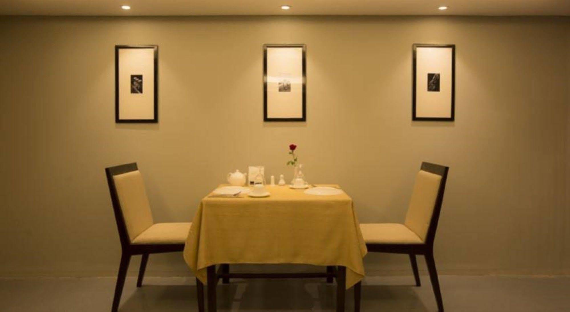 יאנגון Shwe Pyi San Yar Hotel מראה חיצוני תמונה