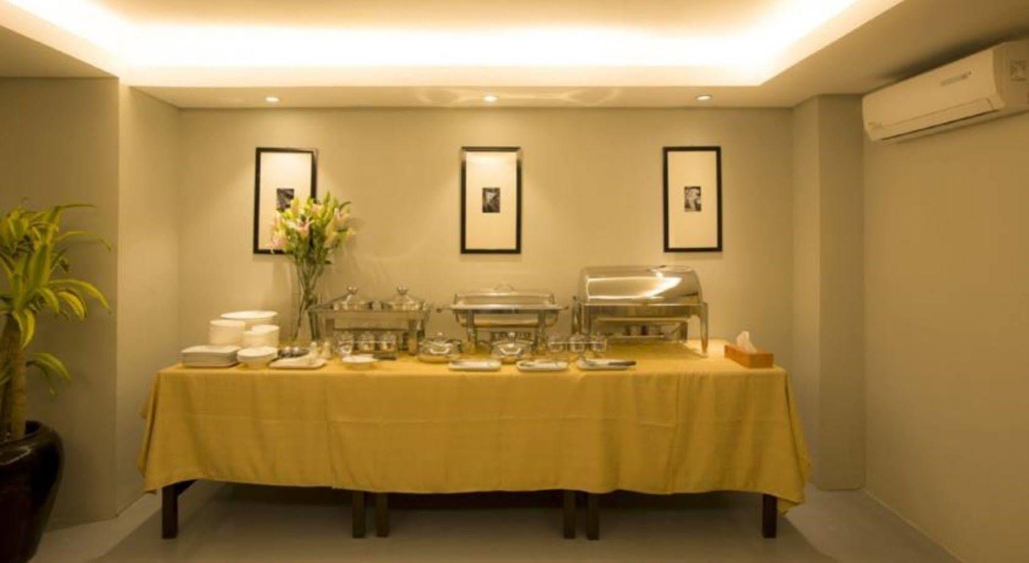 יאנגון Shwe Pyi San Yar Hotel מראה חיצוני תמונה