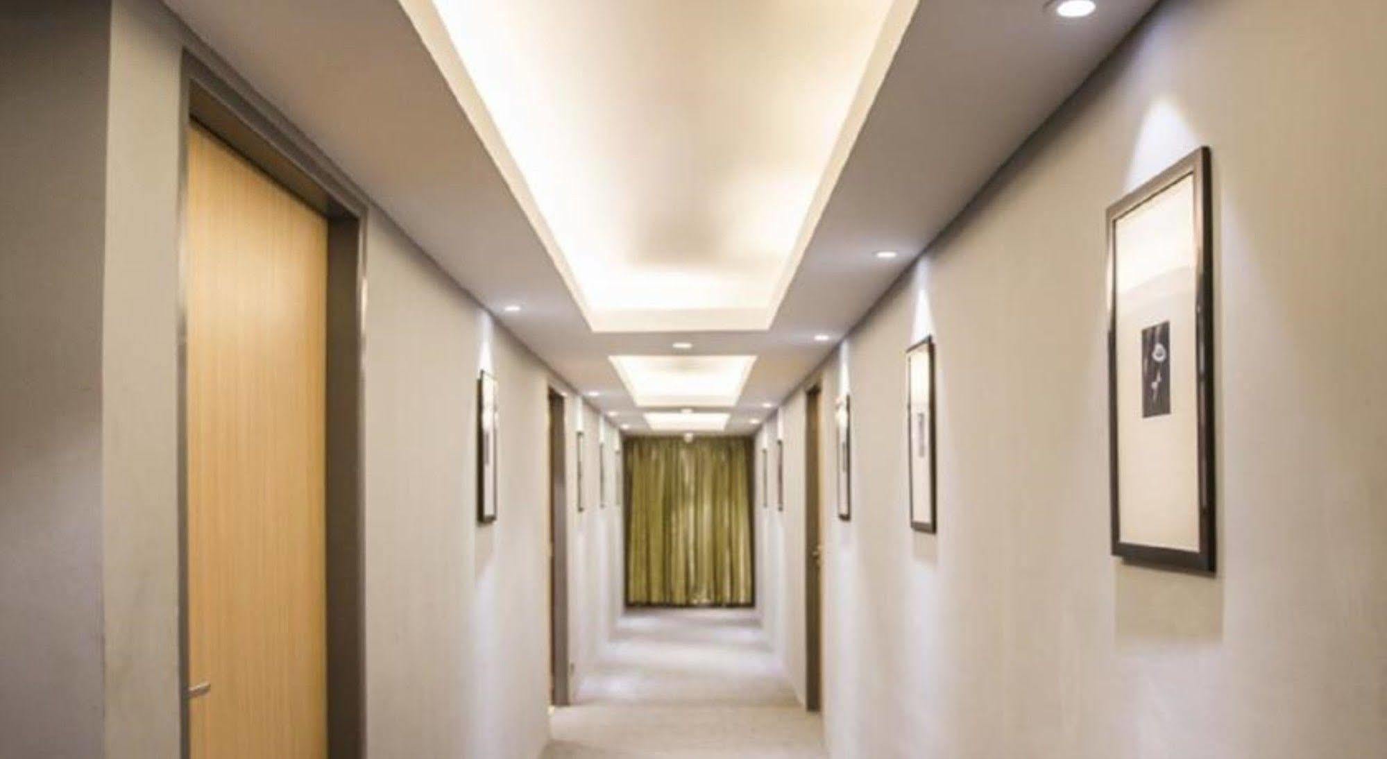 יאנגון Shwe Pyi San Yar Hotel מראה חיצוני תמונה